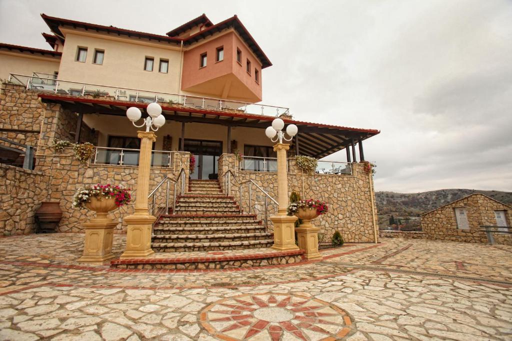 Afkos Grammos Boutique Hotel Resort Nestorion Exterior foto